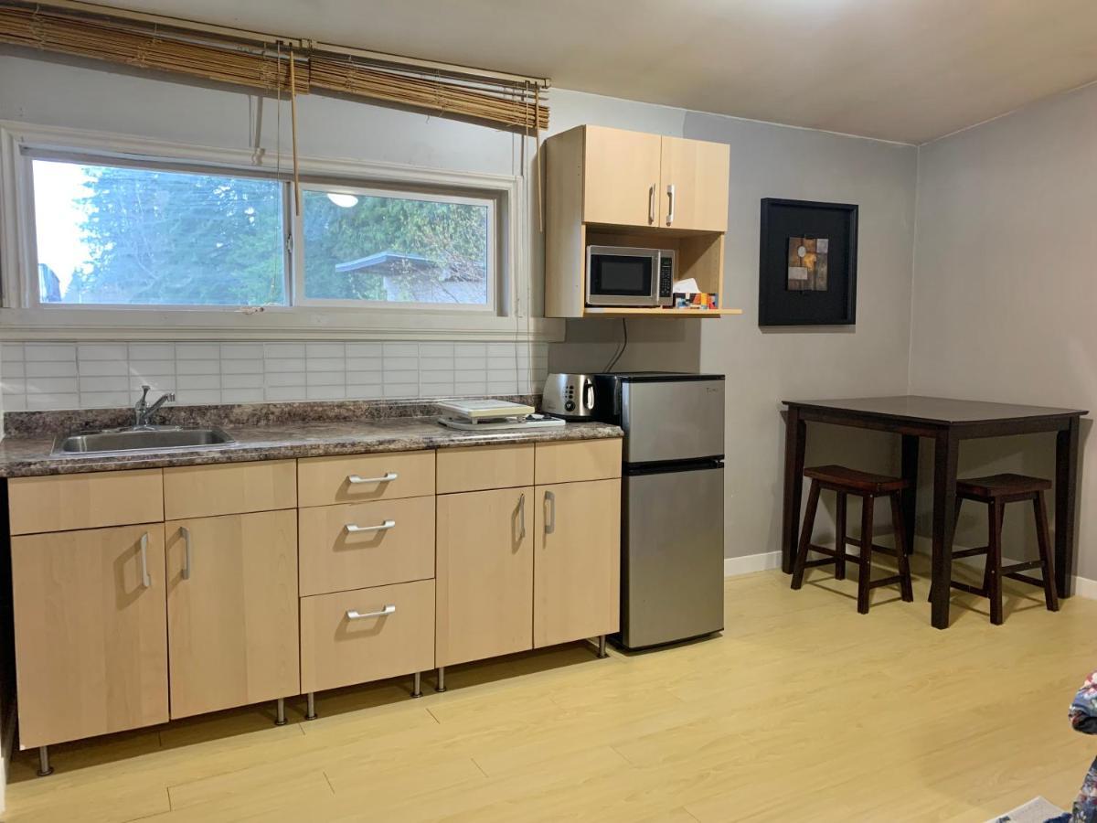 Whole Suite To Yourself At Coquitlam Centre! Порт-Коквитлам Экстерьер фото